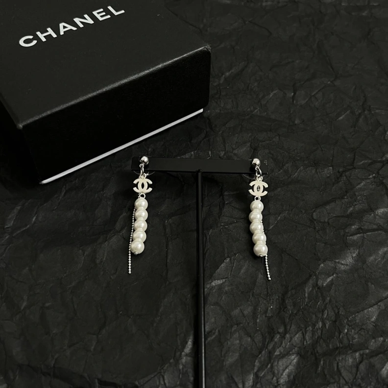 Durable Chxnxl Earrings 286972