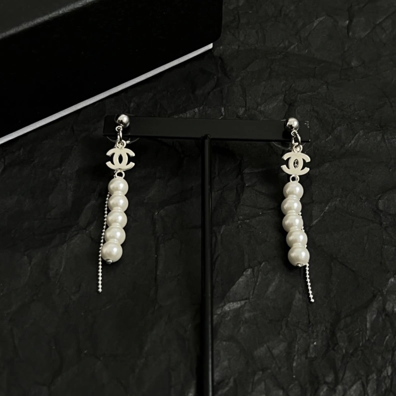 Durable Chxnxl Earrings 286972