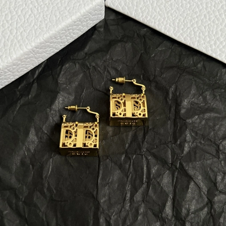 Christian Dxxr Earrings SmartChoice 294412