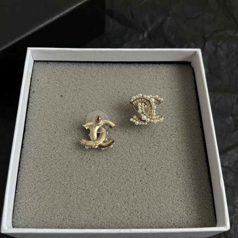 Comfortable Chxnxl Earrings 286973