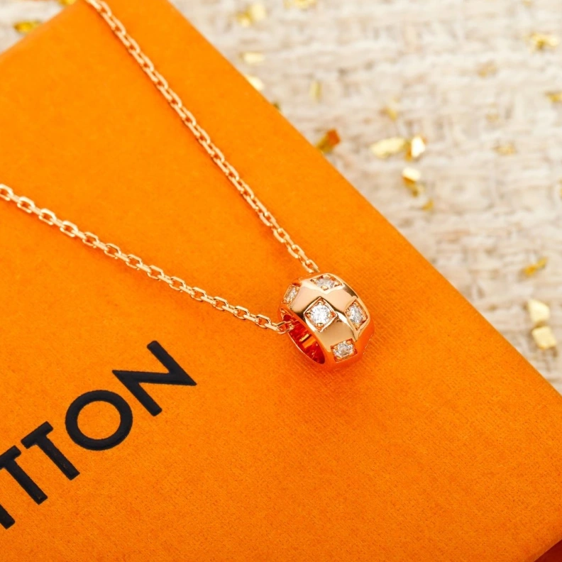 LX Necklaces Versatile 309218