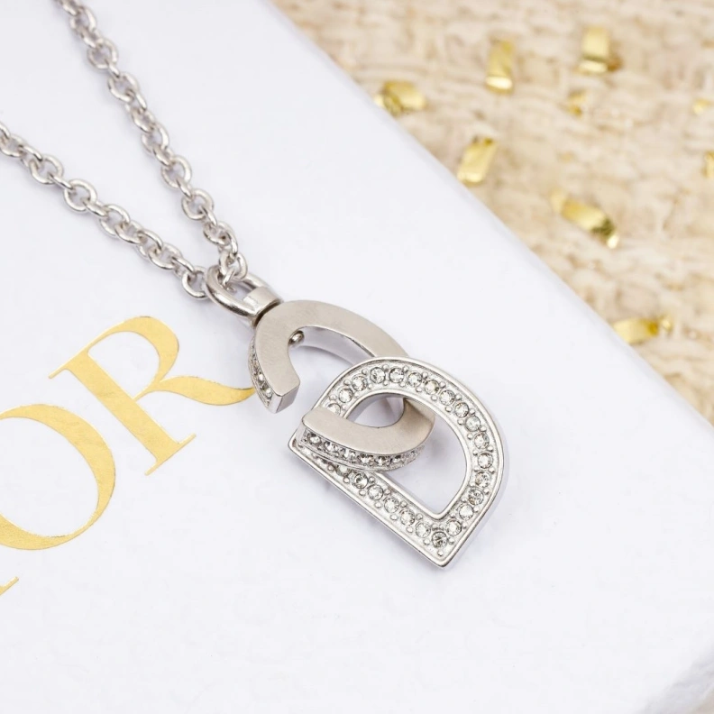 Christian Dxxr Necklaces Resilient 294339
