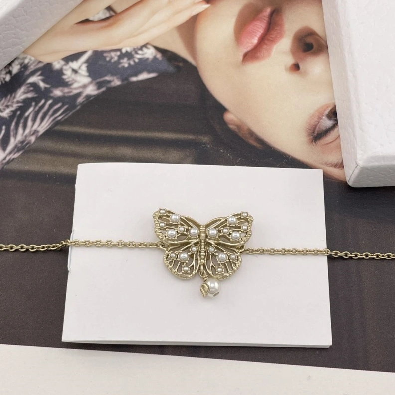 Cozy Christian Dxxr Necklaces 294331