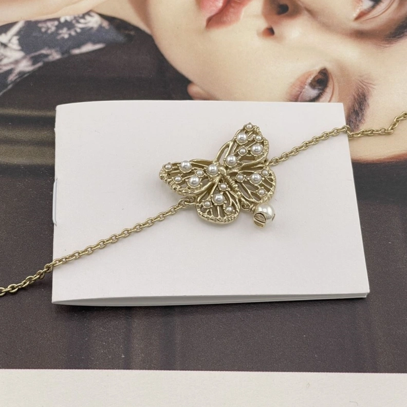 Cozy Christian Dxxr Necklaces 294331