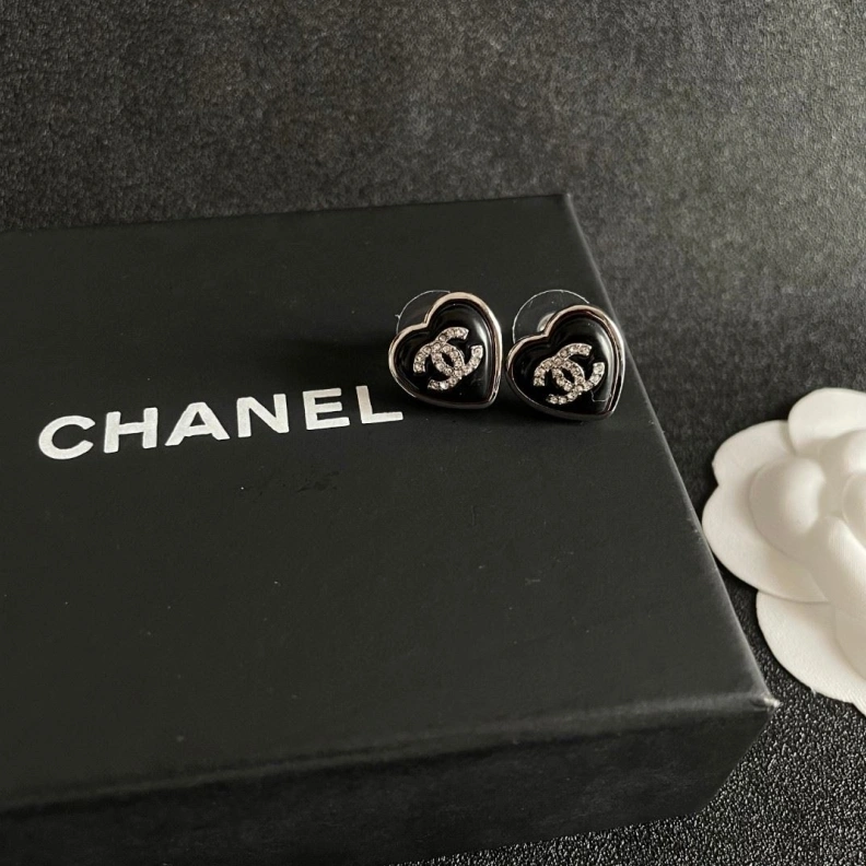 Classic Chxnxl Earrings 286960
