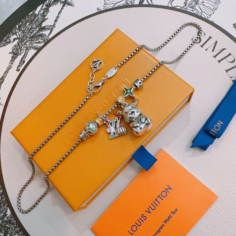Functional LX Necklaces 309187