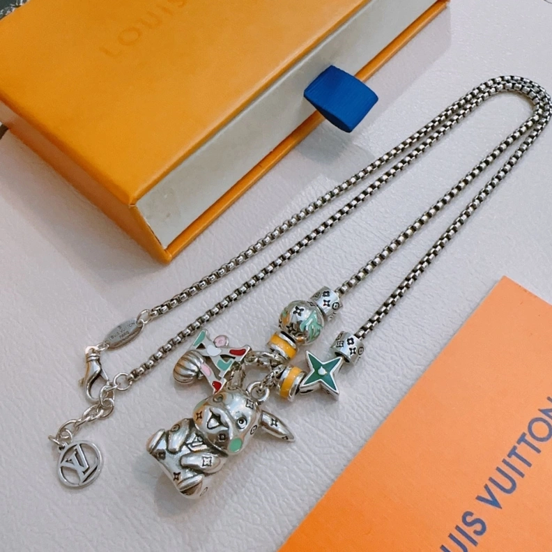 Functional LX Necklaces 309187