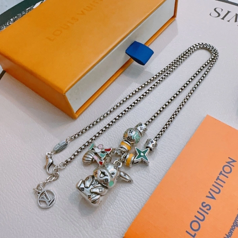 Functional LX Necklaces 309187