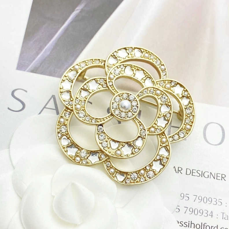 Unique Chxnxl Brooches 287724