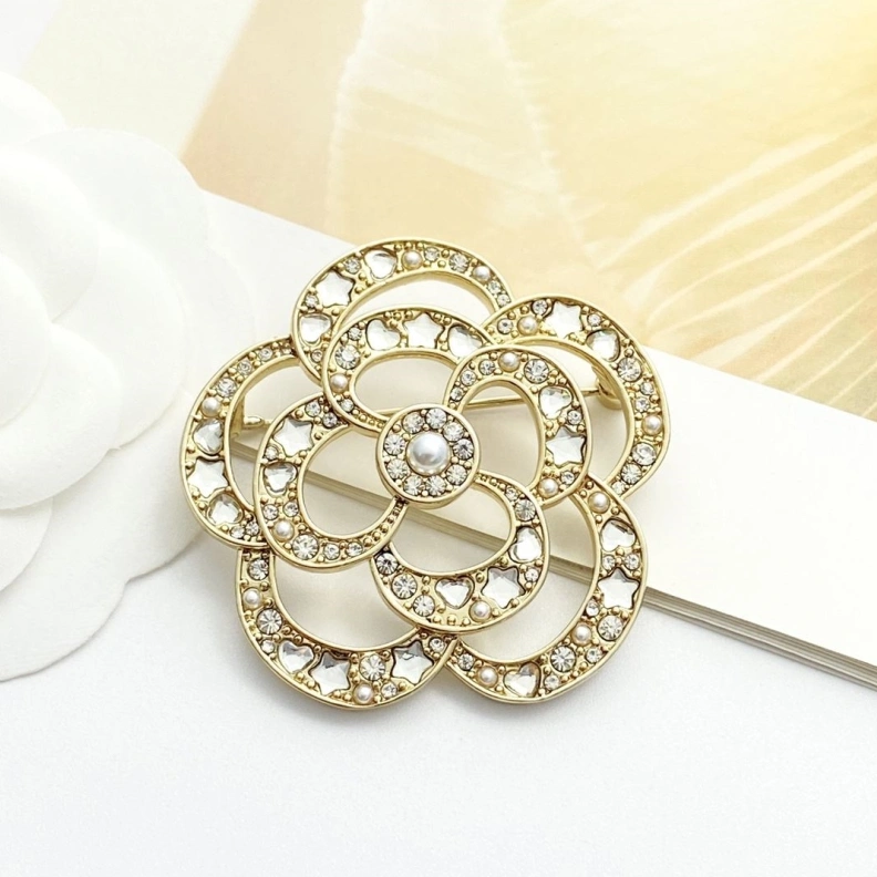 Unique Chxnxl Brooches 287724