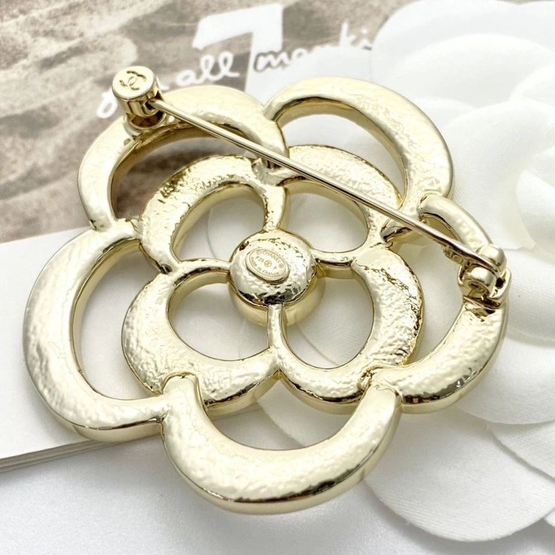 Unique Chxnxl Brooches 287724