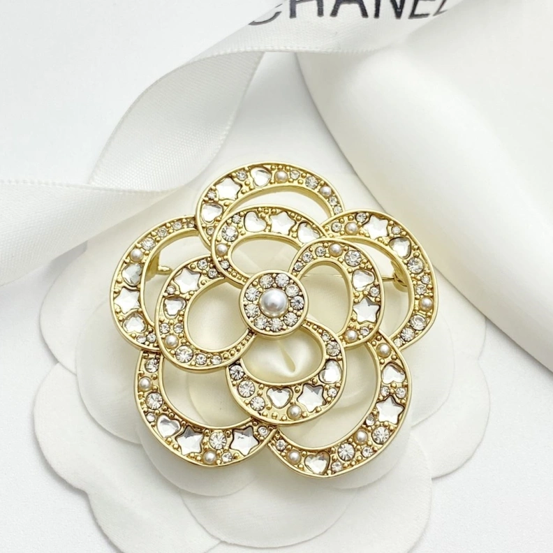 Unique Chxnxl Brooches 287724