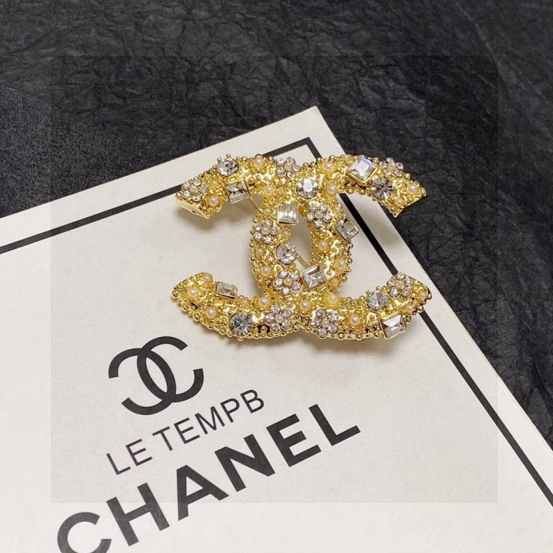 Elegant Chxnxl Brooches 287722