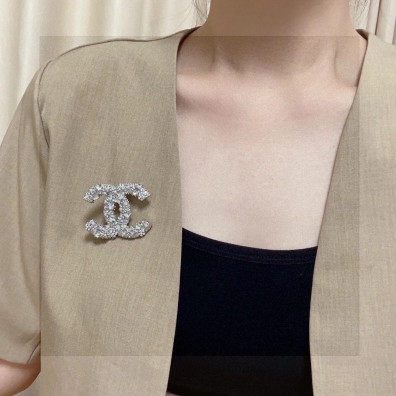 Chxnxl Brooches Bright 287719