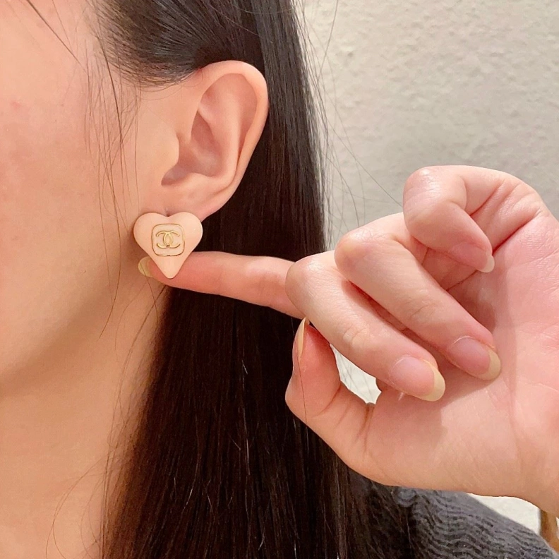 Flexible Chxnxl Earrings 286945