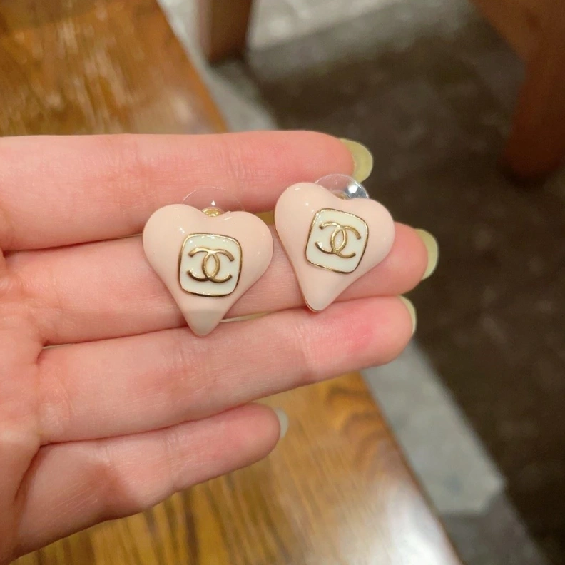 Flexible Chxnxl Earrings 286945