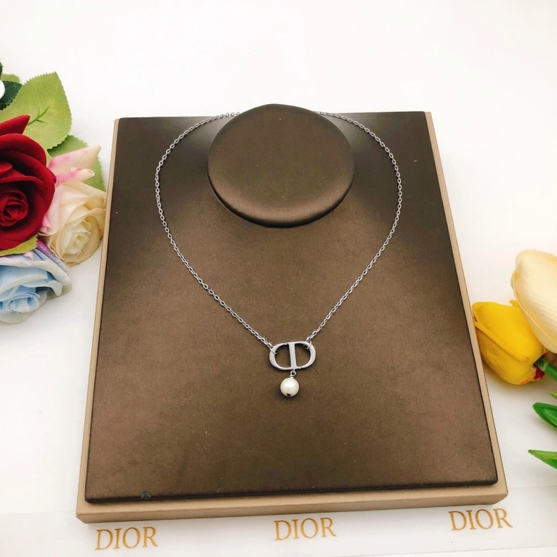 Fashionable Christian Dxxr Necklaces 294128