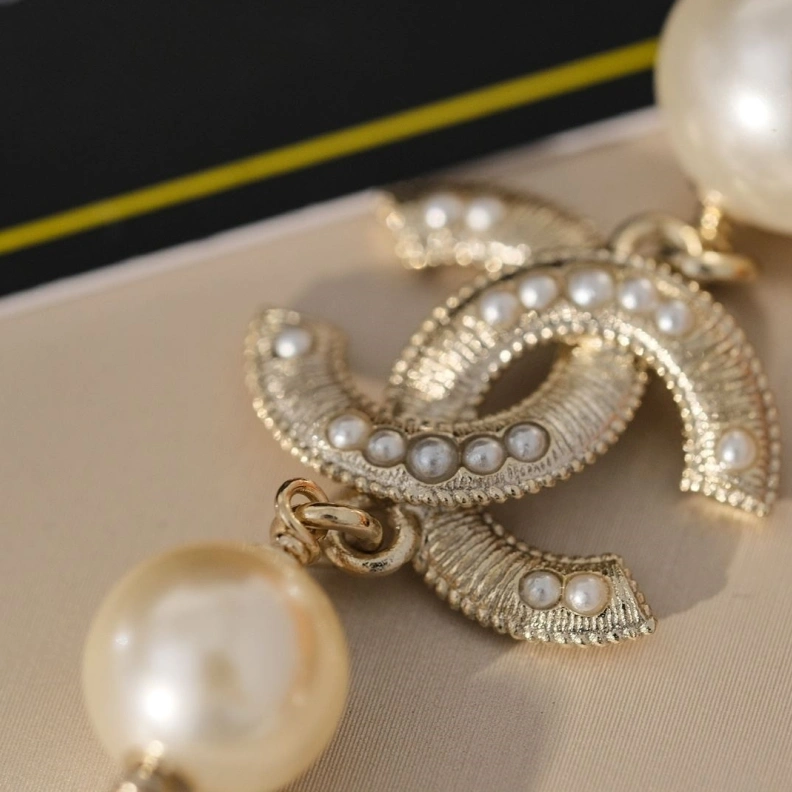EyeCatching Chxnxl Necklaces 285567