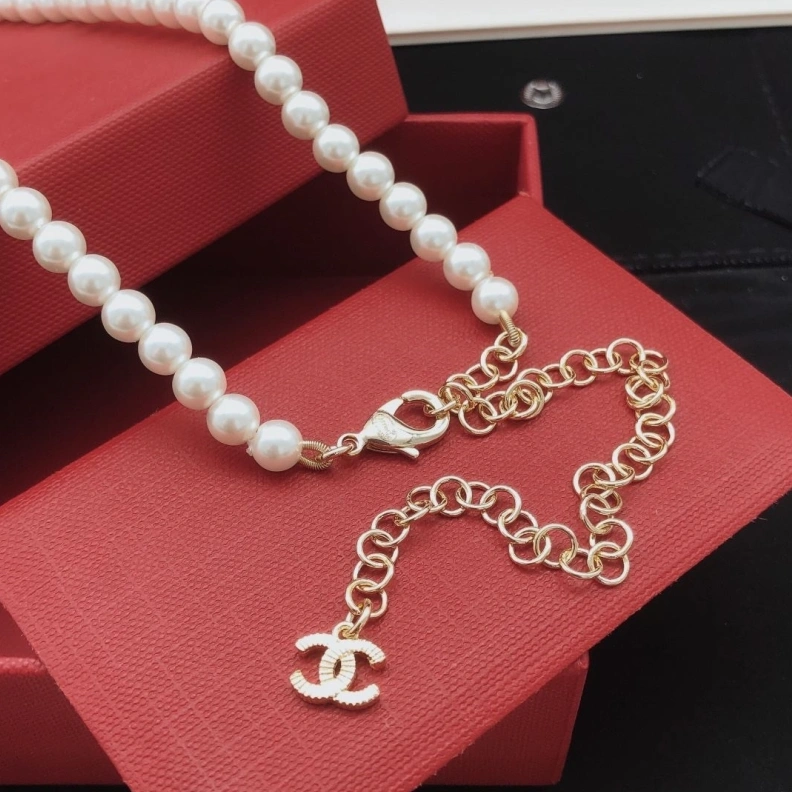 Affordable Chxnxl Necklaces 285564