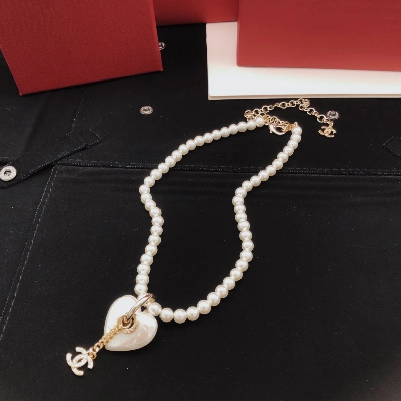 Affordable Chxnxl Necklaces 285564