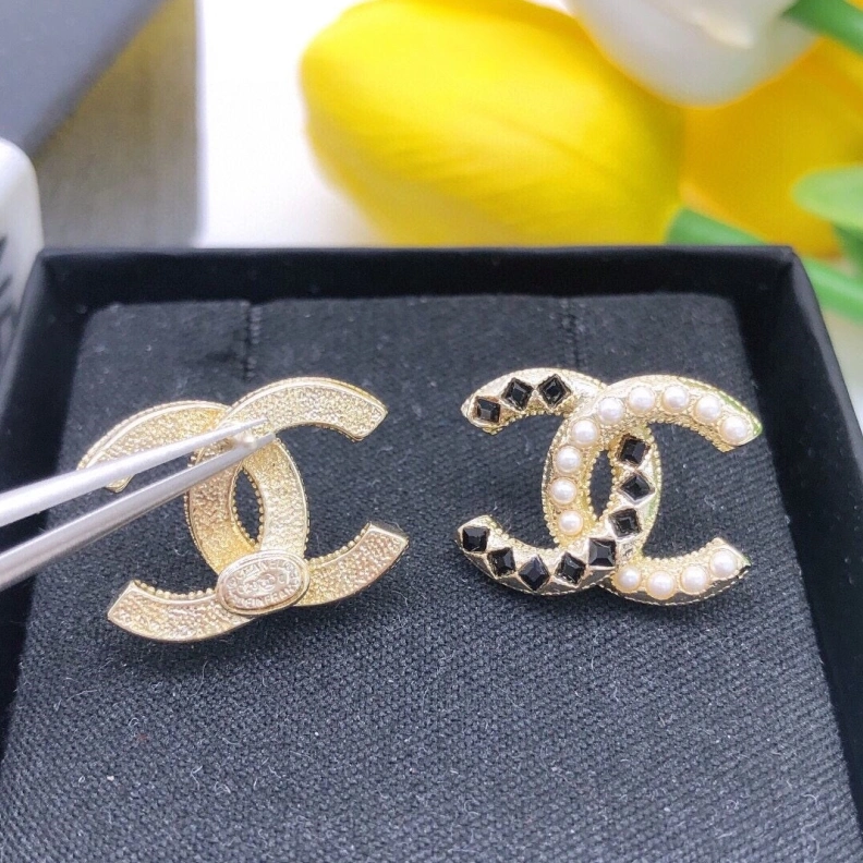 Bright Chxnxl Earrings 286317