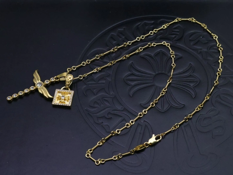 Lightweight Chrxmx Hxxrts Necklaces 297175