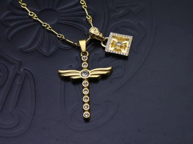 Lightweight Chrxmx Hxxrts Necklaces 297175
