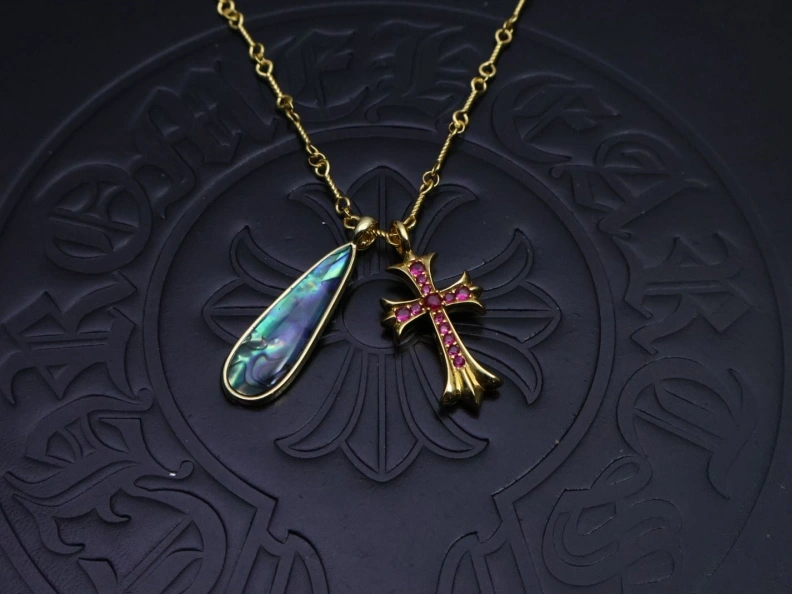 Chrxmx Hxxrts Necklaces Sleek 297177