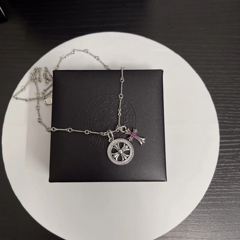 Chrxmx Hxxrts Necklaces Soft 297173
