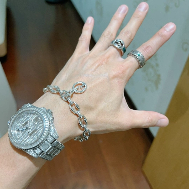 EyeCatching Gxccx Bracelets 302928
