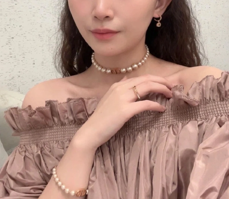 Reliable Christian Dxxr Necklaces 294126