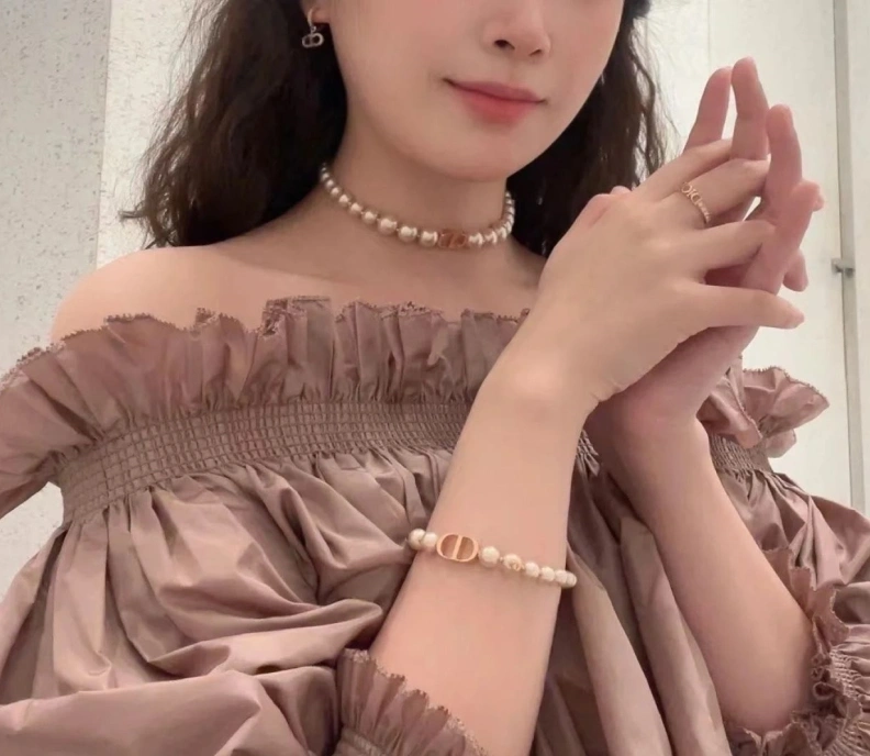 Reliable Christian Dxxr Necklaces 294126