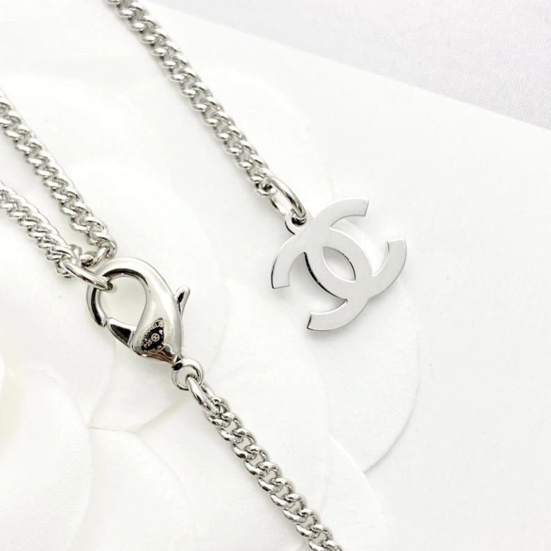 Bold Chxnxl Necklaces 285551