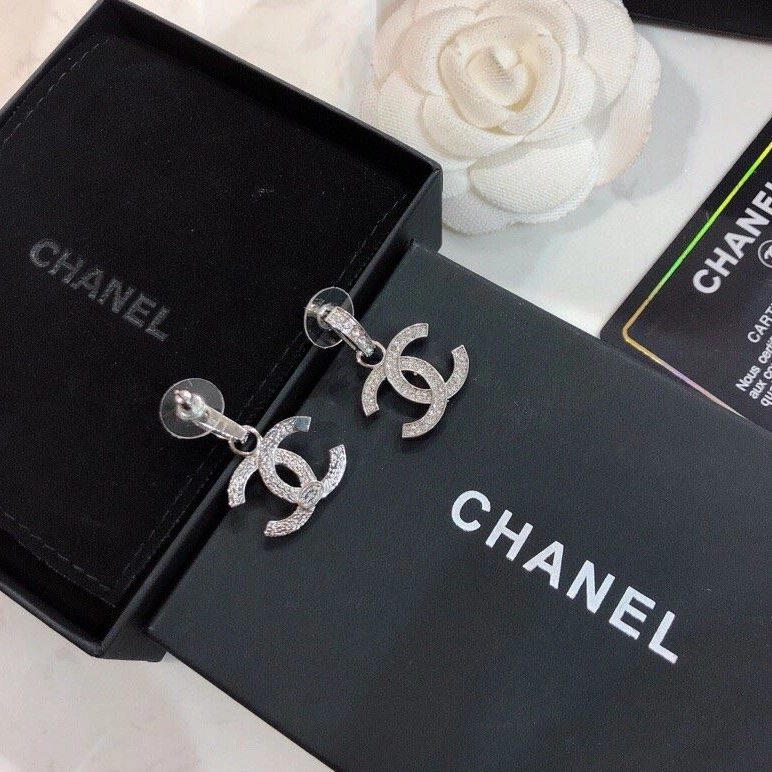 Efficient Chxnxl Earrings 286294