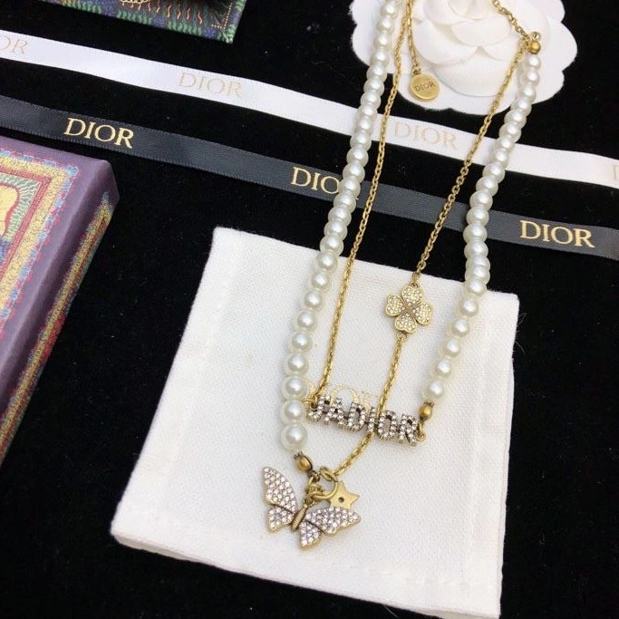 EyeCatching Christian Dxxr Necklaces 294123