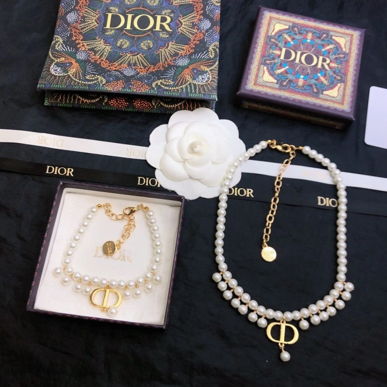 Christian Dxxr Necklaces AllSeason 294121