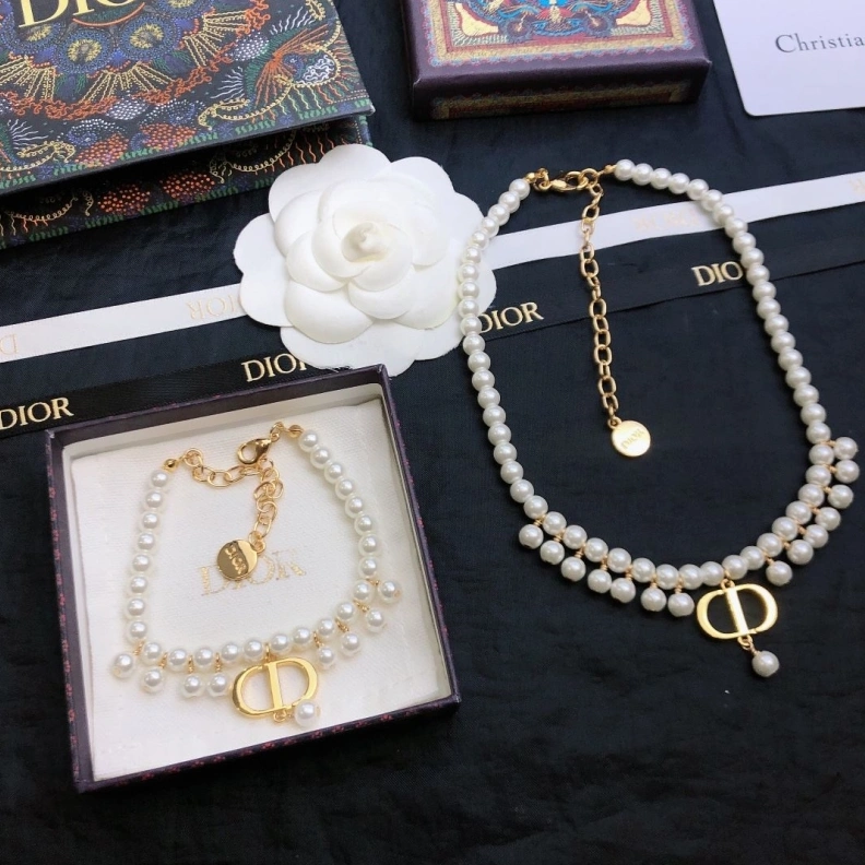 Christian Dxxr Necklaces AllSeason 294121