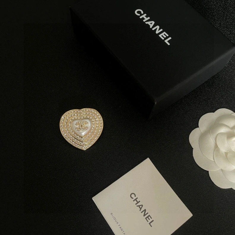Chxnxl Brooches Sleek 286451