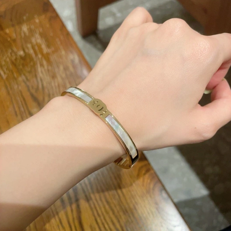 WellDesigned Chxnxl Bracelets 286523