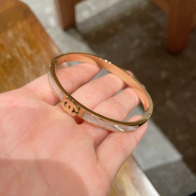 WellDesigned Chxnxl Bracelets 286523