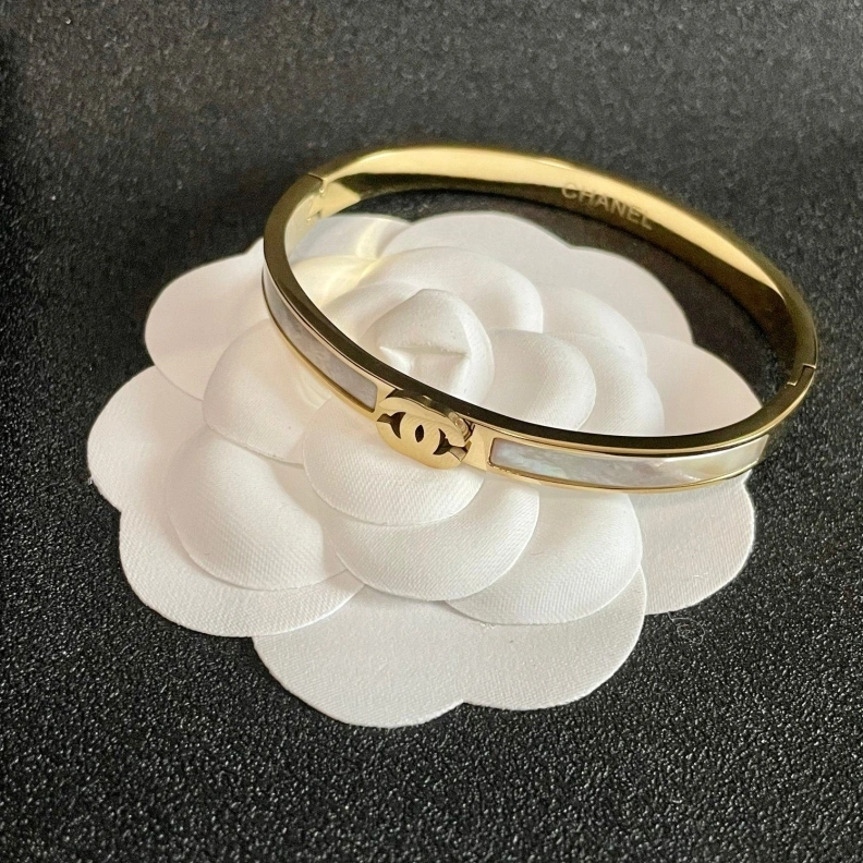 WellDesigned Chxnxl Bracelets 286523