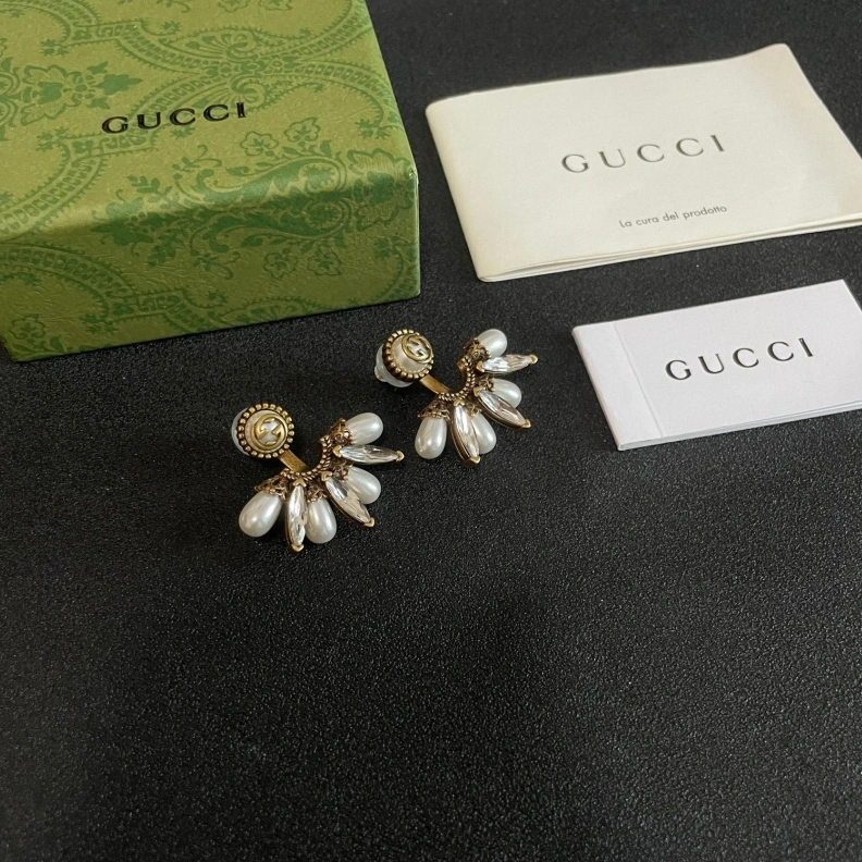 Comfortable Chxnxl Earrings 286278