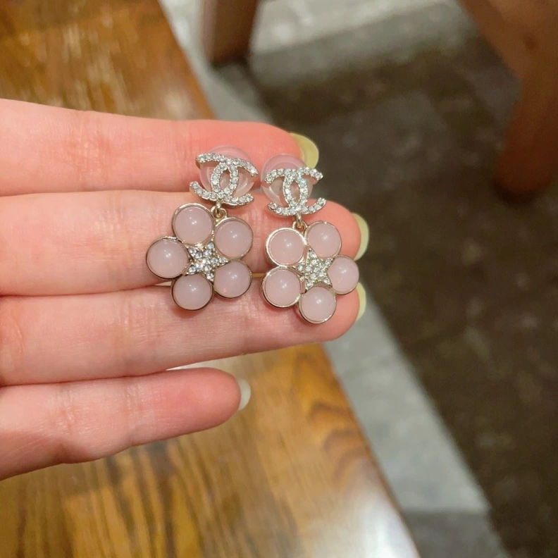 Flexible Chxnxl Earrings 286273