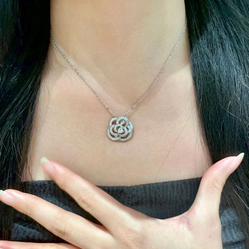 Breathable Chxnxl Necklaces 285558