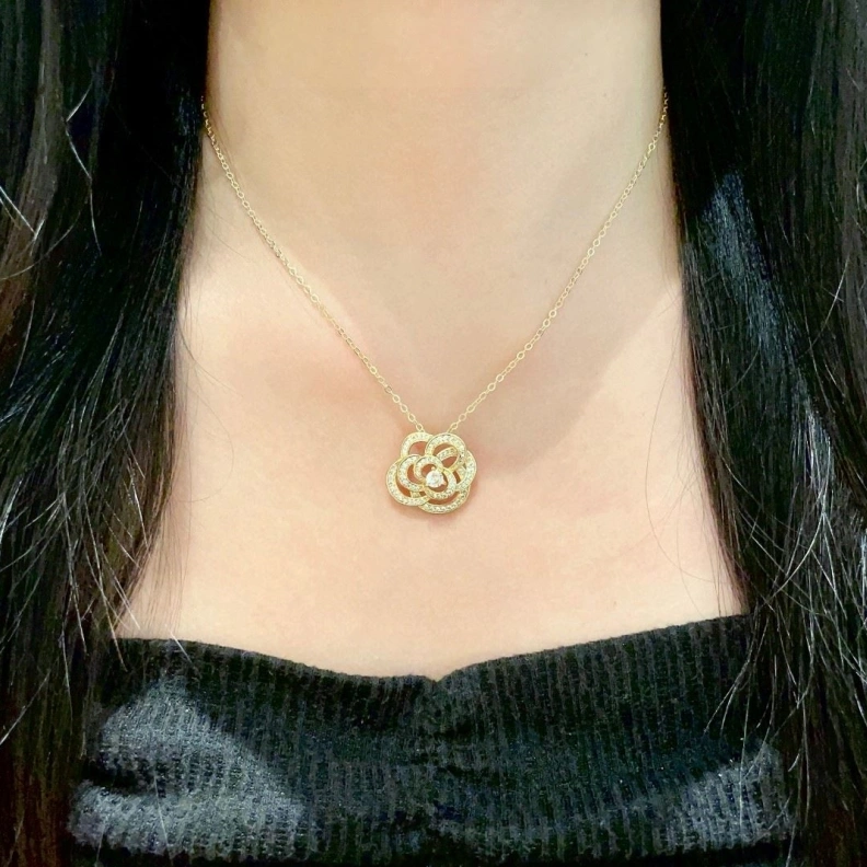 Bright Chxnxl Necklaces 285562