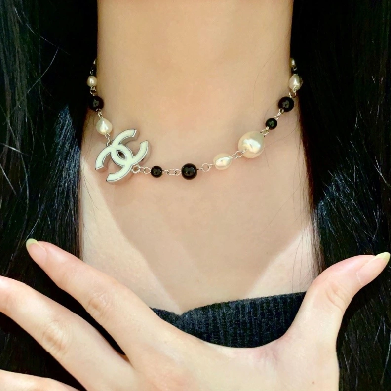 Fashionable Chxnxl Necklaces 285560