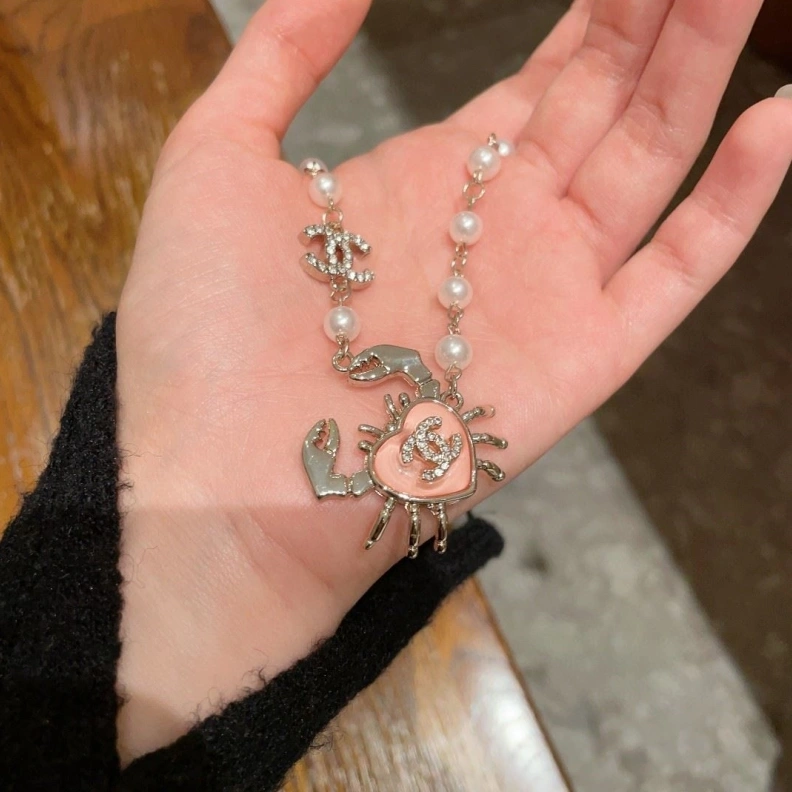 Cozy Chxnxl Necklaces 285552