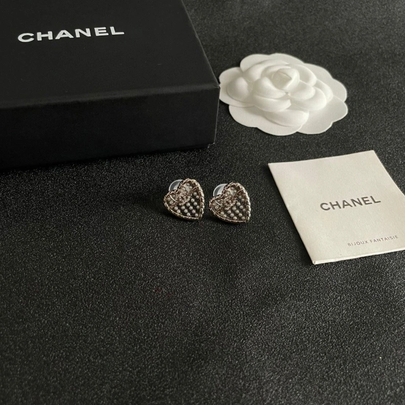 Minimalist Chxnxl Earrings 286269