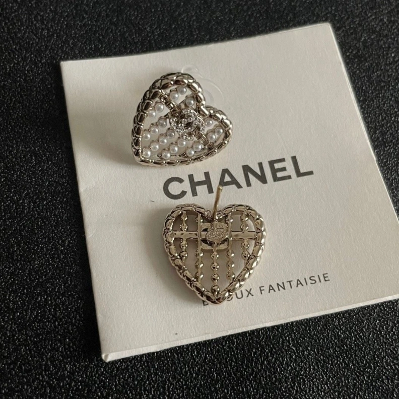 Minimalist Chxnxl Earrings 286269