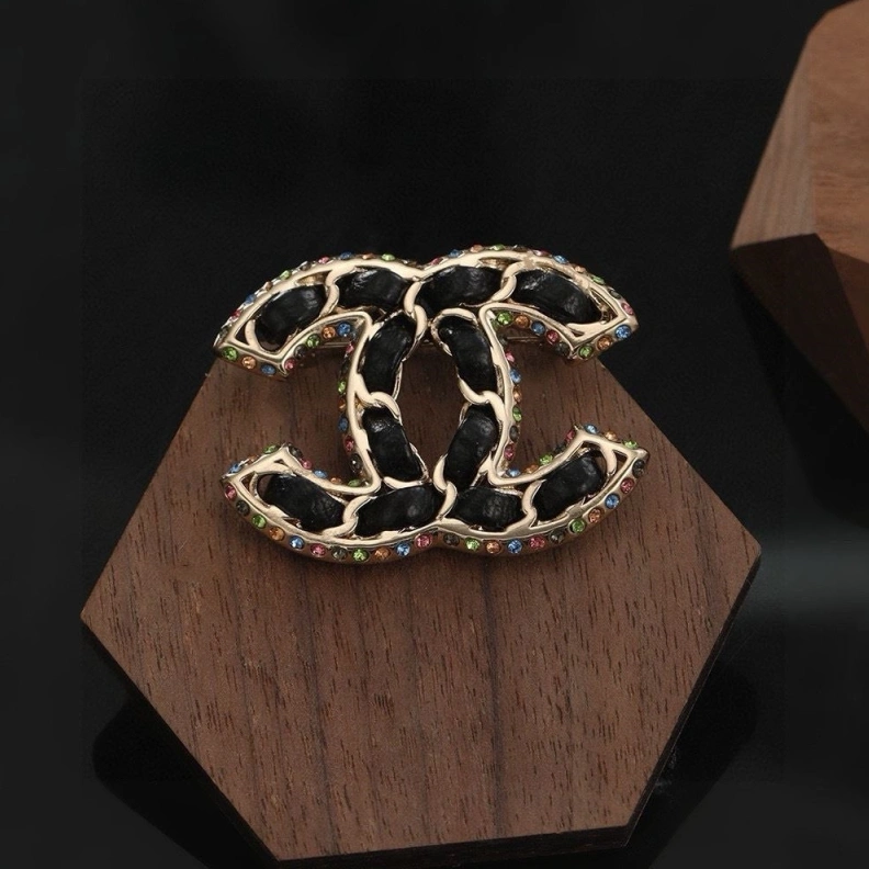 Chxnxl Brooches UrbanStyle 286428